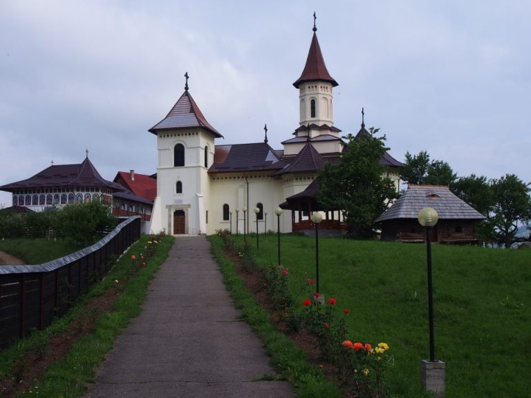 15Romaniaルーマニア、5つの修道院、フモール修道院 Humor Monastery. い~で